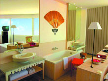 Удобные и оригинальные ванные