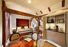 Mamaison Suite Hotel Pachtuv Palace