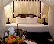 Olhuveli Beach & Spa Resort