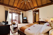Olhuveli Beach & Spa Resort