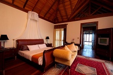 Olhuveli Beach & Spa Resort