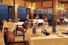 Olhuveli Beach & Spa Resort