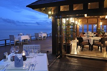 Olhuveli Beach & Spa Resort