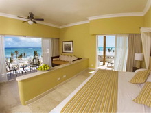 Dreams Honeymoon Suite