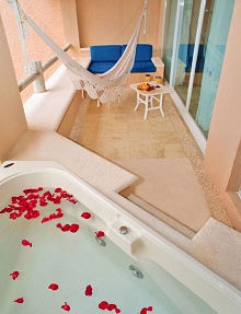 Omni Puerto Aventuras