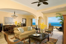 Presidential Suite, Living Room