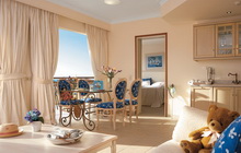 Deluxe Bungalow Suite with Jacuzzi