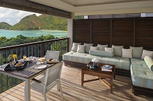 Raffles Praslin