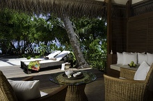 Kuramathi Island Resort