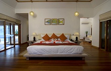 Kuramathi Island Resort