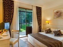 Champion Holiday Village