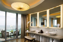 ONE Bal Harbour Resort & Spa