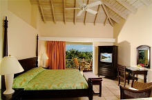 Long Bay Beach Resort & Villas