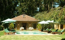 Hartford Country House