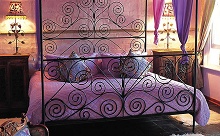 Hartford Country House