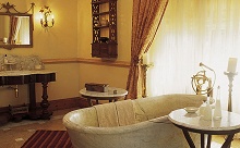 Hartford Country House