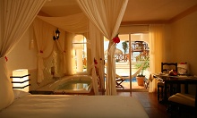 Hidden Beach Resort, Au Naturel Club