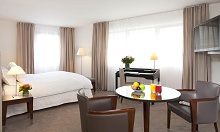 La Maison Champs Elysees