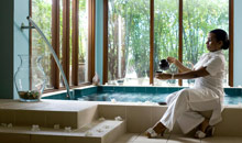 Le Cap Est Lagoon Resort & Spa