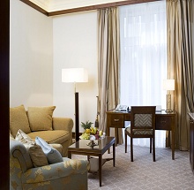 Excelsior Hotel Ernst