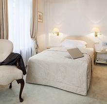 Excelsior Hotel Ernst