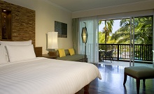 Le Meridien Khao Lak Beach & Spa Resort