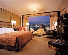 Island Shangri-La Hong Kong