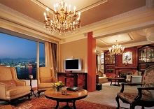 Island Shangri-La Hong Kong