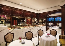 Island Shangri-La Hong Kong