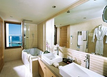 Elounda Peninsula All Suite Hotel
