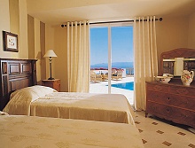 Elounda Gulf Villas & Suites