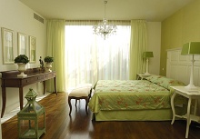 Elounda Gulf Villas & Suites