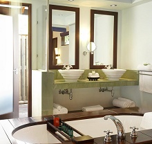 Le Meridien Fisherman's Cove