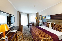 Maritim Pine Beach Resort Belek