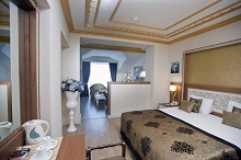 Crystal Palace Luxury Resort & Spa