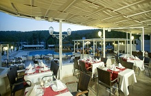 Crystal Green Bay Resort