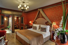 Grand Hotel de Bordeaux & Spa