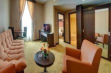 Aryana Hotel