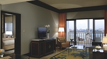 The Ritz-Carlton Abu Dhabi, Grand Canal