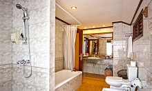 Royal Island Resort & Spa