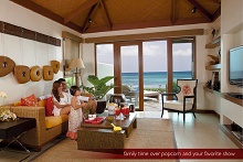 Crimson Resort & Spa Mactan