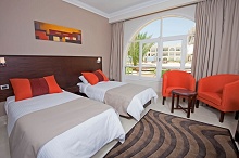 Sunny Days Mirette Family Apartments & Resort