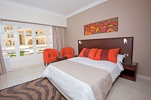 Sunny Days Mirette Family Apartments & Resort