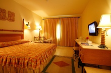 Sunny Days El Palacio