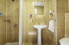 Armas Green Fugla Beach