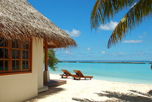 Sheraton Maldives Full Moon Resort & Spa