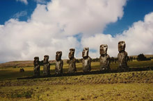 Остров Пасхи. Семь моаев