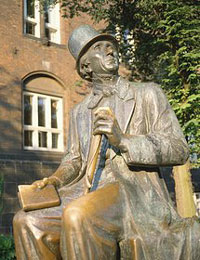 Памятник Гансу Христиану Андерсену